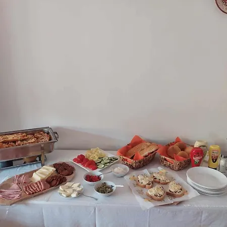 Csipke Vendeghaz Bed & Breakfast Orfu